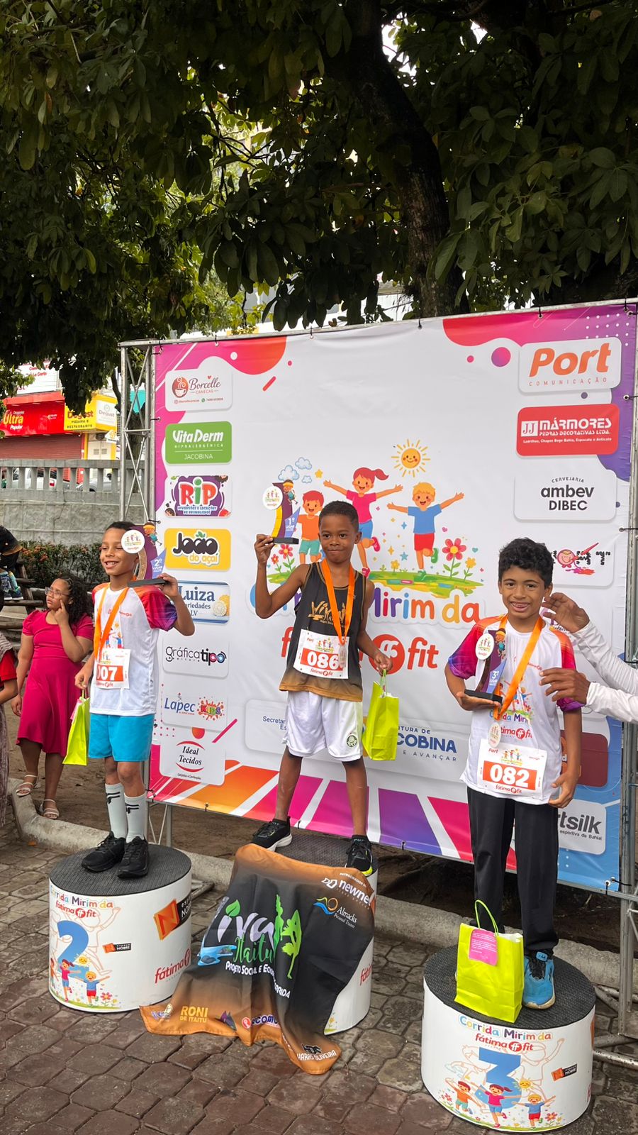 Corrida Mirim da Fátima Fit reúne diversas crianças em manhã de esporte e diversão em Jacobina