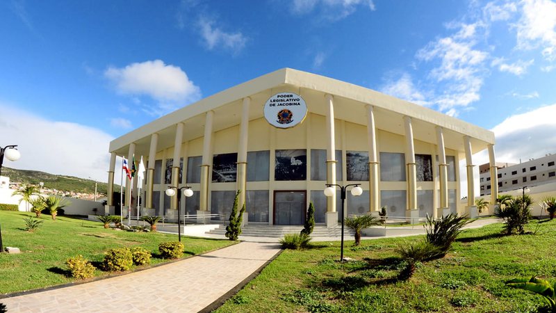 Câmara de Jacobina pode votar taxa de lixo, IPTU rural e reajuste de 300% para comércio nesta quarta